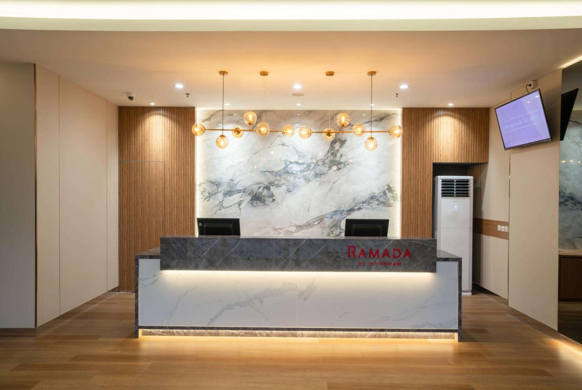 Ramada By Wyndham Serpong Zewnętrze zdjęcie