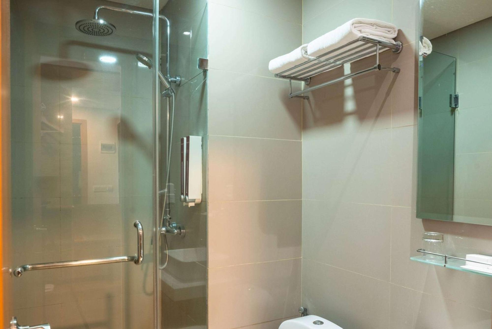 Ramada By Wyndham Serpong Zewnętrze zdjęcie