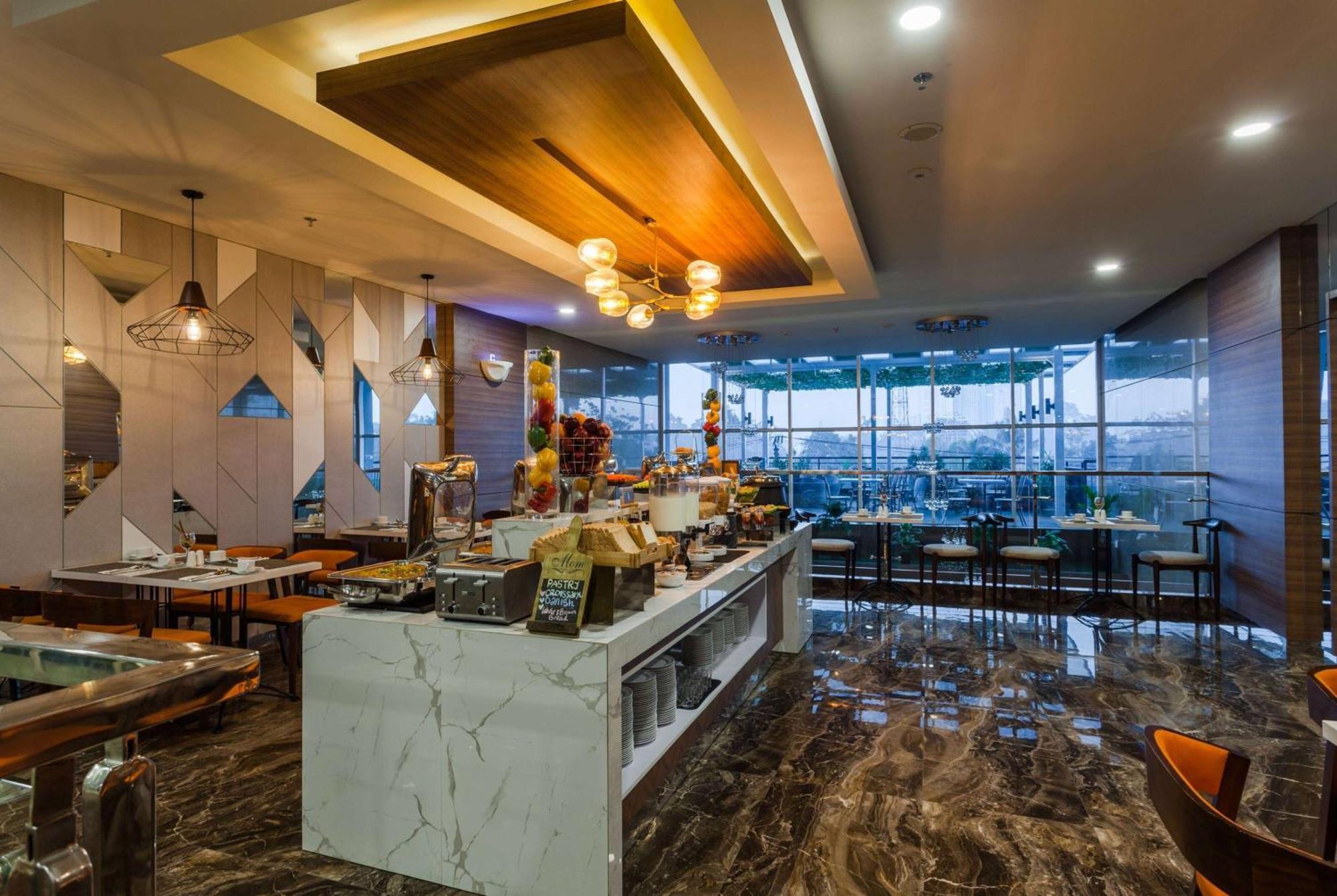 Ramada By Wyndham Serpong Zewnętrze zdjęcie