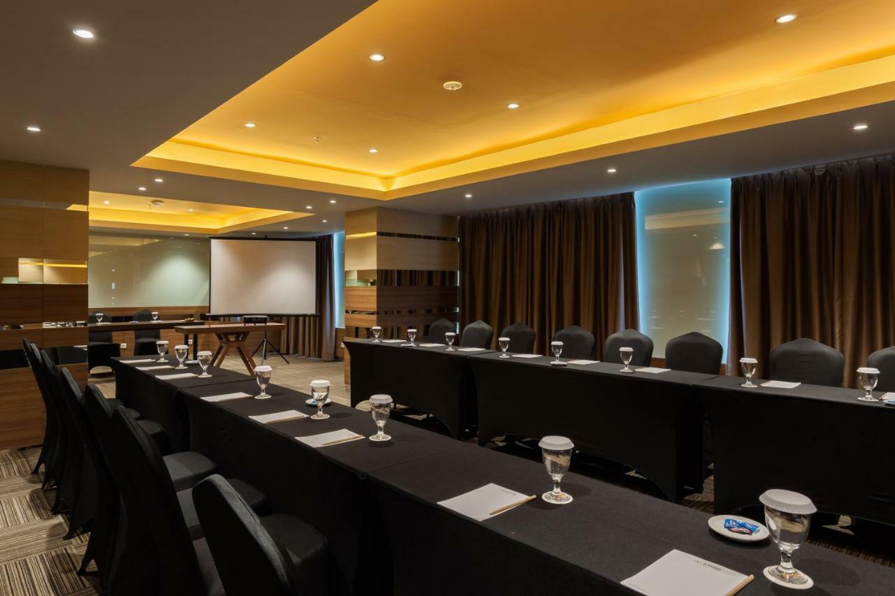 Ramada By Wyndham Serpong Zewnętrze zdjęcie